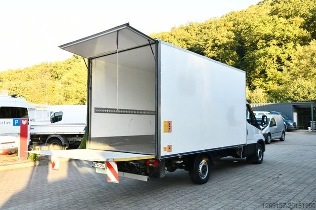 Dostavno vozilo s kesonom IVECO Daily Einzelkabine Koffer 35S160 Ladebordwand