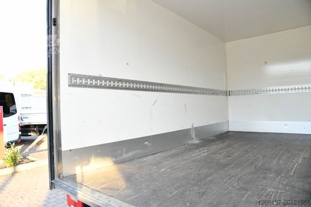 Dostavno vozilo s kesonom IVECO Daily Einzelkabine Koffer 35S160 Ladebordwand