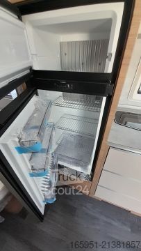 Husvagn Knaus Sport 500UF 1800kgPlusPaket 177 L Kühlschrank