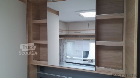 Bivalnik Fendt Bianco Selection 465 SFB Mod.251800kgTV Halter