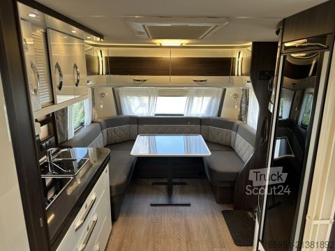 Wohnwagen Hobby Prestige 560 WFU Auflastung 2000 kg