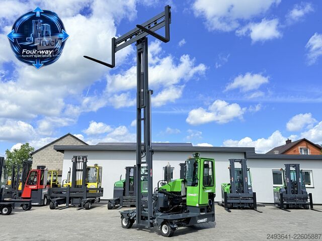 чотири-напрямний навантажувач Combilift C4500 GAS TRIPLEX 5952 WIDE POSITIONER