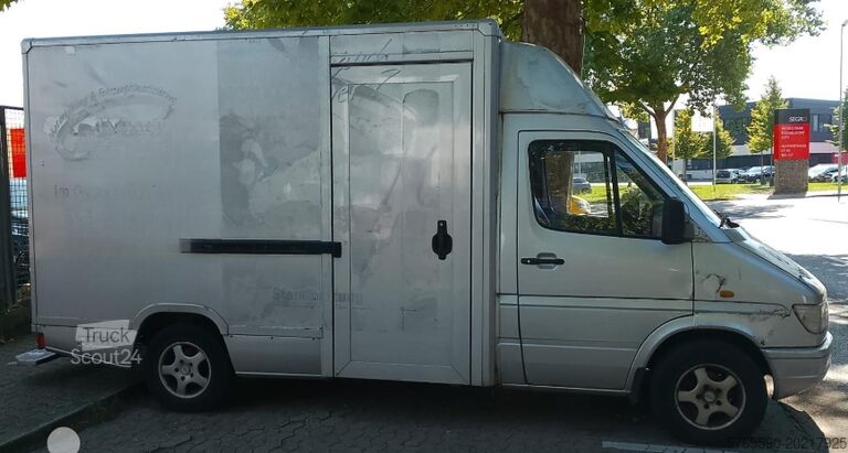 Varebil Mercedes-Benz Sprinter 300