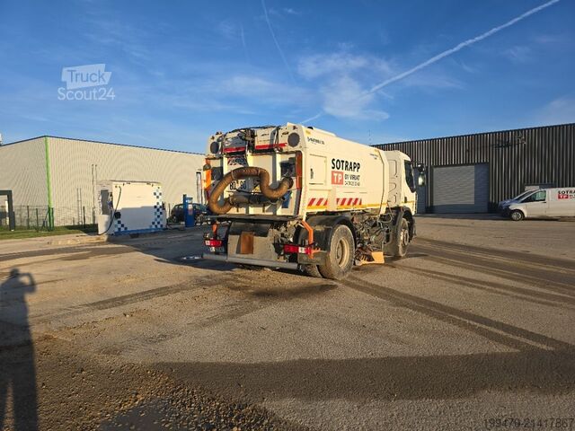 Gatusopmaskin Renault Scarab Major 7001