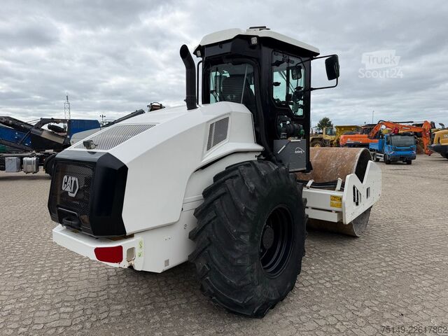 مدحلة أسطوانة واحدة CATERPILLAR CS12GC, Walzenzug, Klima, Vibration, 740Std.