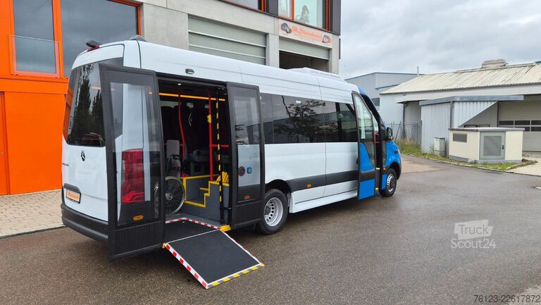 Minibus MERCEDES-BENZ Sprinter 517 Heckniederflur Vorlauffahrzeug