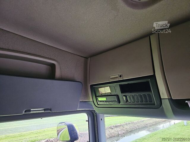 Camion de gunoi SCANIA G480 6X4 FULL STEEL RETAR