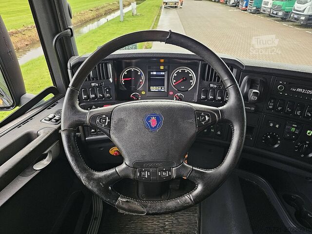 Camion de gunoi SCANIA G480 6X4 FULL STEEL RETAR