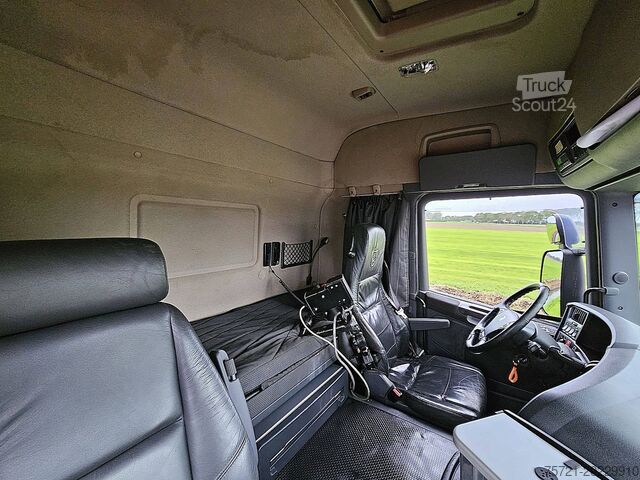 Camion de gunoi SCANIA G480 6X4 FULL STEEL RETAR