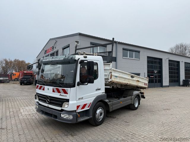 Billenőplatós furgon MERCEDES-BENZ 818 Atego 3-Seiten-Kipper AHK