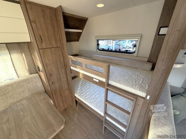 Lakókocsi HOBBY Excellent Edition 650 KMFe Ausgestellt! 2.200 kg