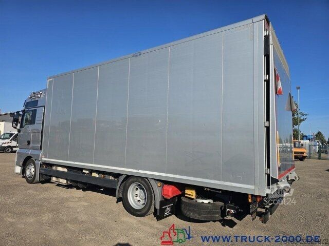 Autocarro con cassone MAN TGX 18.360 Spezial Kunst+Möbeltransp mit Kühlung