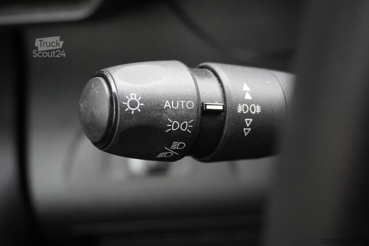 Break cu acoperiș înalt Peugeot Partner 1.2 PT 110PK Benzine! EURO 6 - Airco - ...