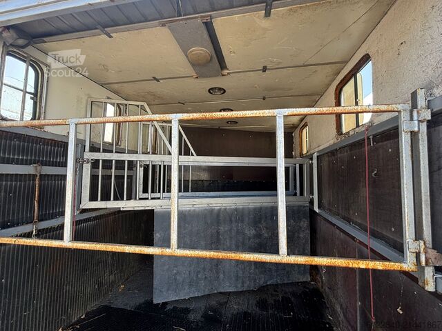 Transporteur de chevaux / Paarden DAF LF 45