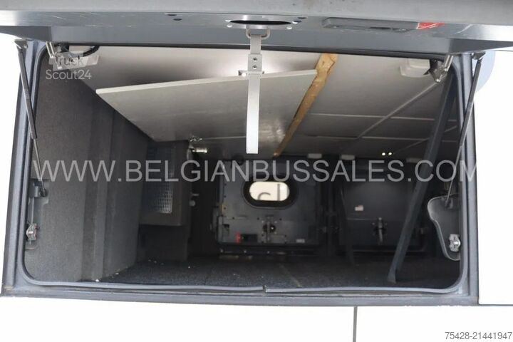 Biplan Neoplan Skyliner L / Full option