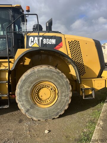 Tekerlekli yükleyici Caterpillar 980M