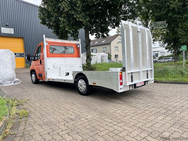 Автомобільний транспортер FIAT DUCATO - Baumaschinentransporter