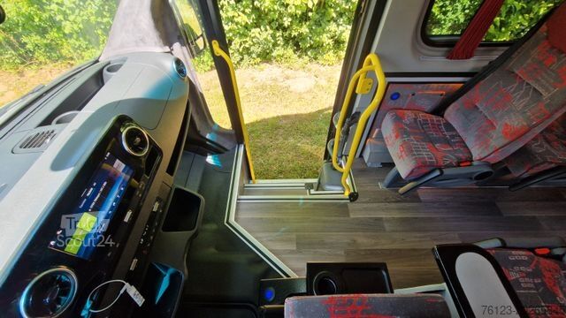 Minibusz MERCEDES-BENZ 517 Sprinter GSR  Automatik 22 SS Stock