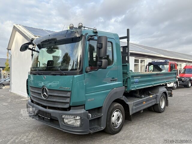 Sonderausbau-Transporter mercedes-benz Atego 823 3-Seiten Kipper Meiller 2 x AHK