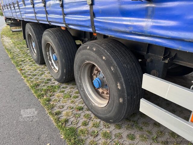 Sliding tarpaulins Van Hool 3-ass schuifzeilen oplegger