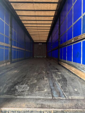 Sliding tarpaulins Van Hool 3-ass schuifzeilen oplegger