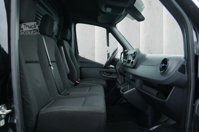 Duba panelată Mercedes-Benz Sprinter 211 CDI L1H1