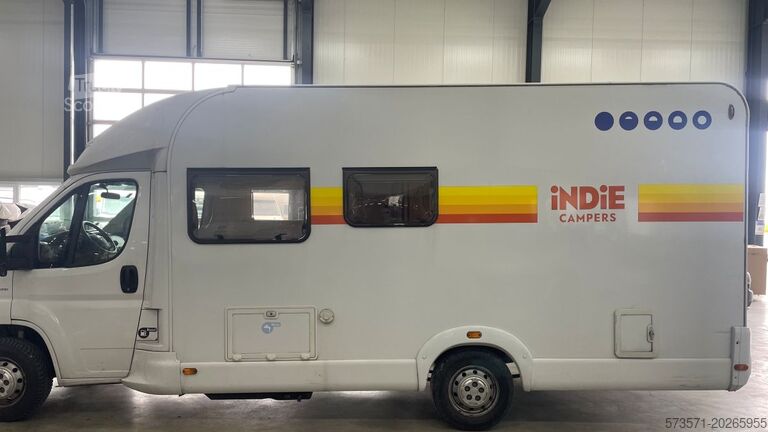 Teilintegriertes Wohnmobil Fiat Ducato Carasuite 650 MF Teilintegriert | Voll ausgestattet