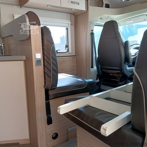 Teilintegriertes Wohnmobil Fiat Ducato Carasuite 650 MF Teilintegriert | Voll ausgestattet