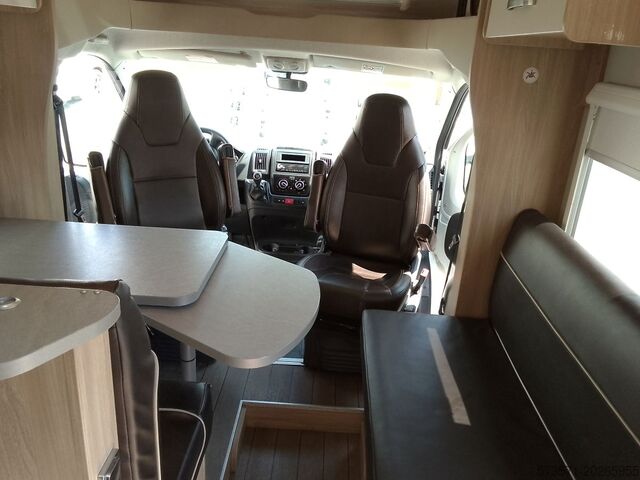 Teilintegriertes Wohnmobil Fiat Ducato Carasuite 650 MF Teilintegriert | Voll ausgestattet