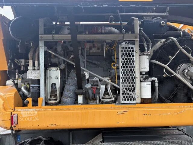 Pelle sur roues Liebherr A918 Compact