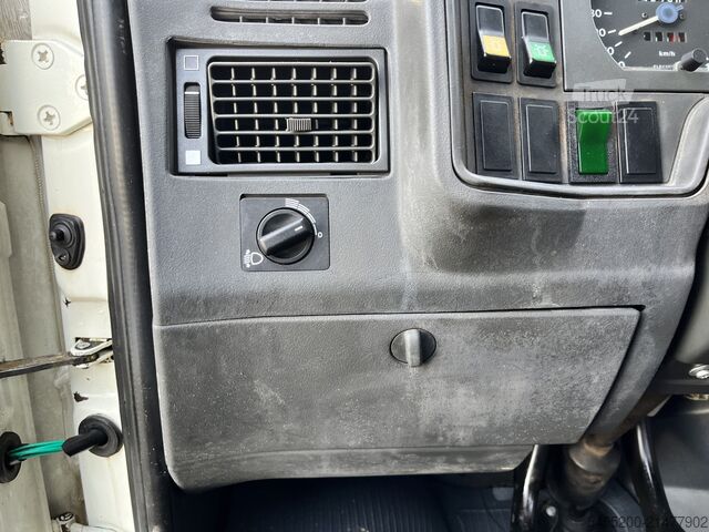 Bestelwagen autodrager Iveco Daily 35.12S-395 Paravan Open laadbak Pick-up H...