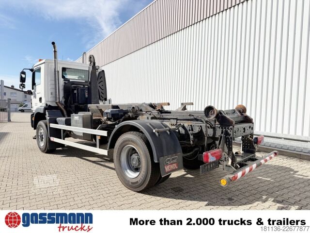 Kanca kasalı yük kamyonu (roll-off) MAN TGM 18.340 4x4 BB, Winterdienstausstattung,
