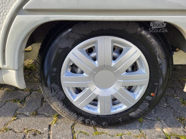 Campingvogn ADRIA Unica B 360 UH Heckküche - Nr. 51  (6)