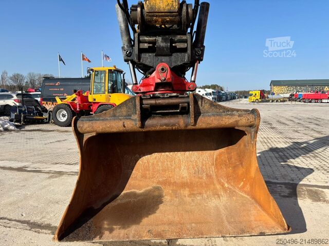 Crawler excavator Caterpillar 320 FL 2 BUCKETS / 3D / TILTROTATOR / AC / CENT...