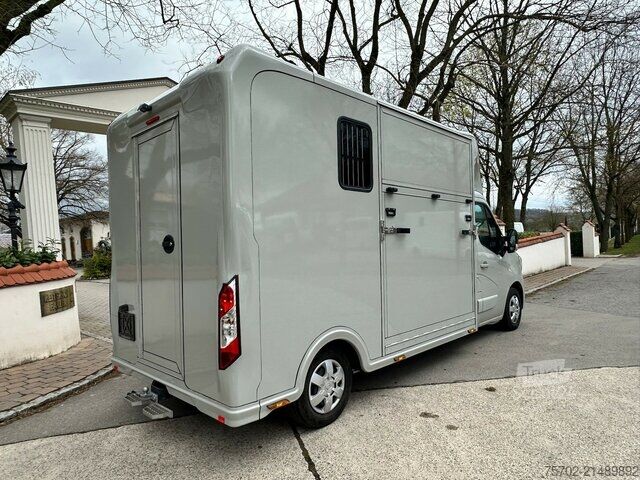 Dodávka Renault Master Haras 1-2 Pferde