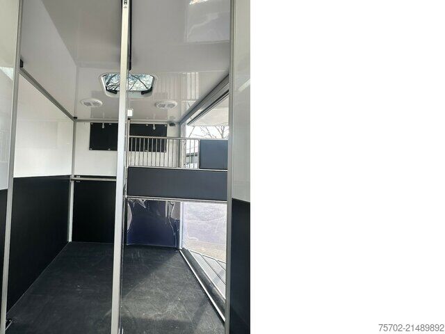 Furgon Renault Master Haras 1-2 Pferde
