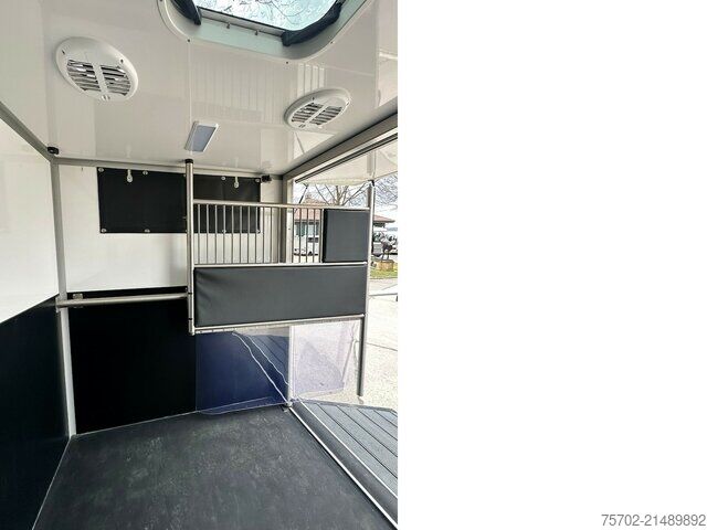 Van Renault Master Haras 1-2 Pferde