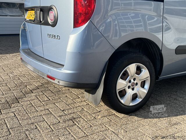 Комби с висок покрив Fiat Doblò Cargo 1.6 MultiJet SX 1e Eigenaar Airco C...