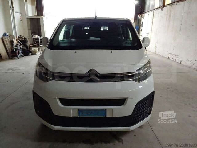 Személyszállítás Citroen Spacetourer