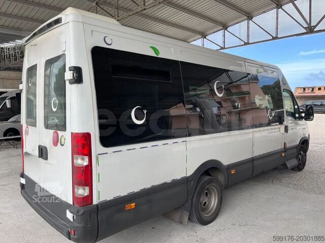 Yolcu taşımacılığı IVECO Daily