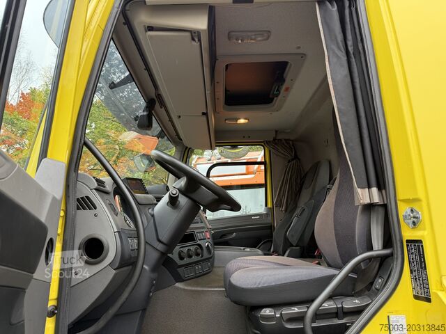 Vakio vetoauto Daf CF 370 4X2