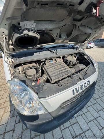 Fourgon Iveco daily