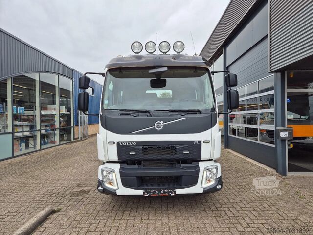 Veicolo di recupero Volvo FL 250 E6 DoKa 7 Sitze/ Abschlepp/ Bergingswage...