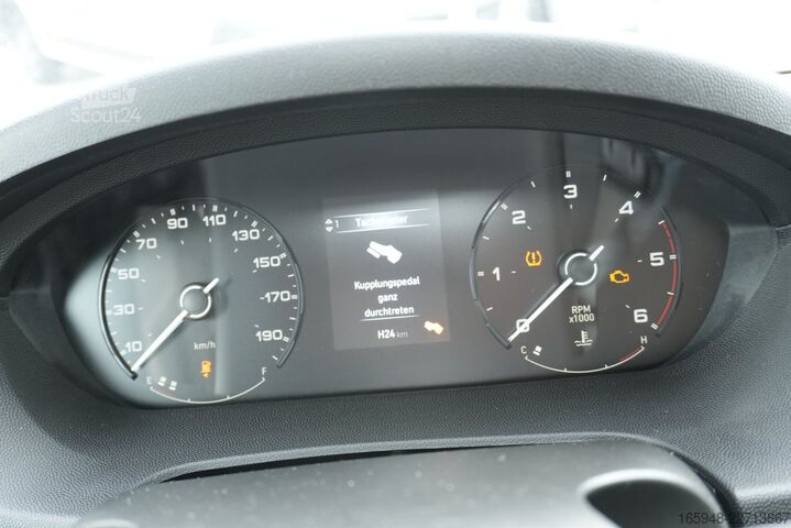 Полуинтегрированный автодом SUNLIGHT T 68 FIAT ADVENTURE ED.
