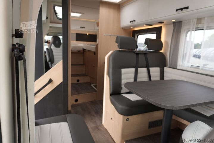 Полуинтегрированный автодом SUNLIGHT T 68 FIAT ADVENTURE ED.