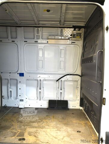 Фургон с высокой крышей MERCEDES-BENZ Sprinter 314 CDI MR L2H2 Klima Navi Tempomat AHK
