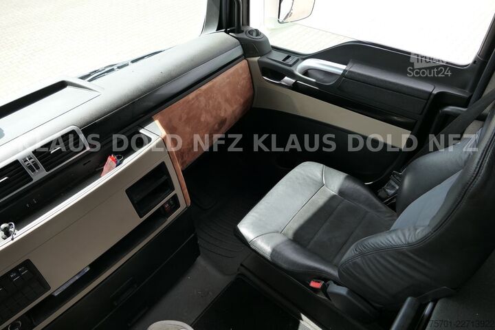 Standardowy ciągnik siodłowy MAN TGX 33.500 Kipphydraulilk Retarder Navi Euro 6