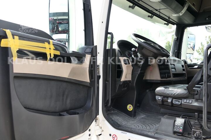 Wywrotka MAN TGX 33.500 Komplettzug Kipper 25 m³ Fliegl