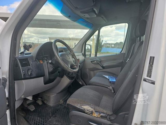 Høy tak varebil MERCEDES-BENZ 313 CDI maxi lang & hoch, Anhängerkupplung,Klima