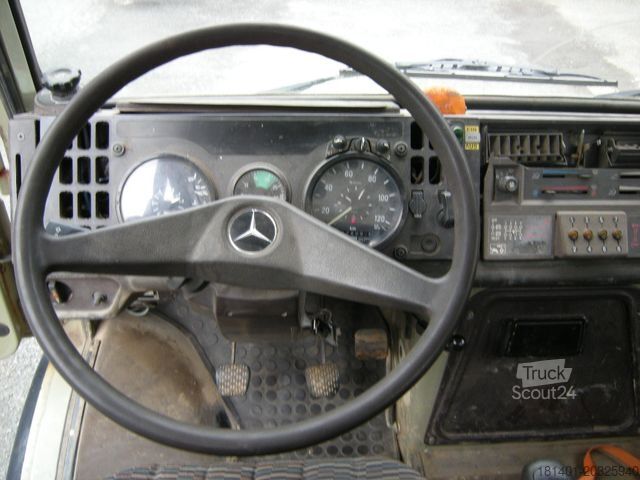 Furgón volquete trilateral MERCEDES-BENZ Unimog U1250 mit Kran MKG 105